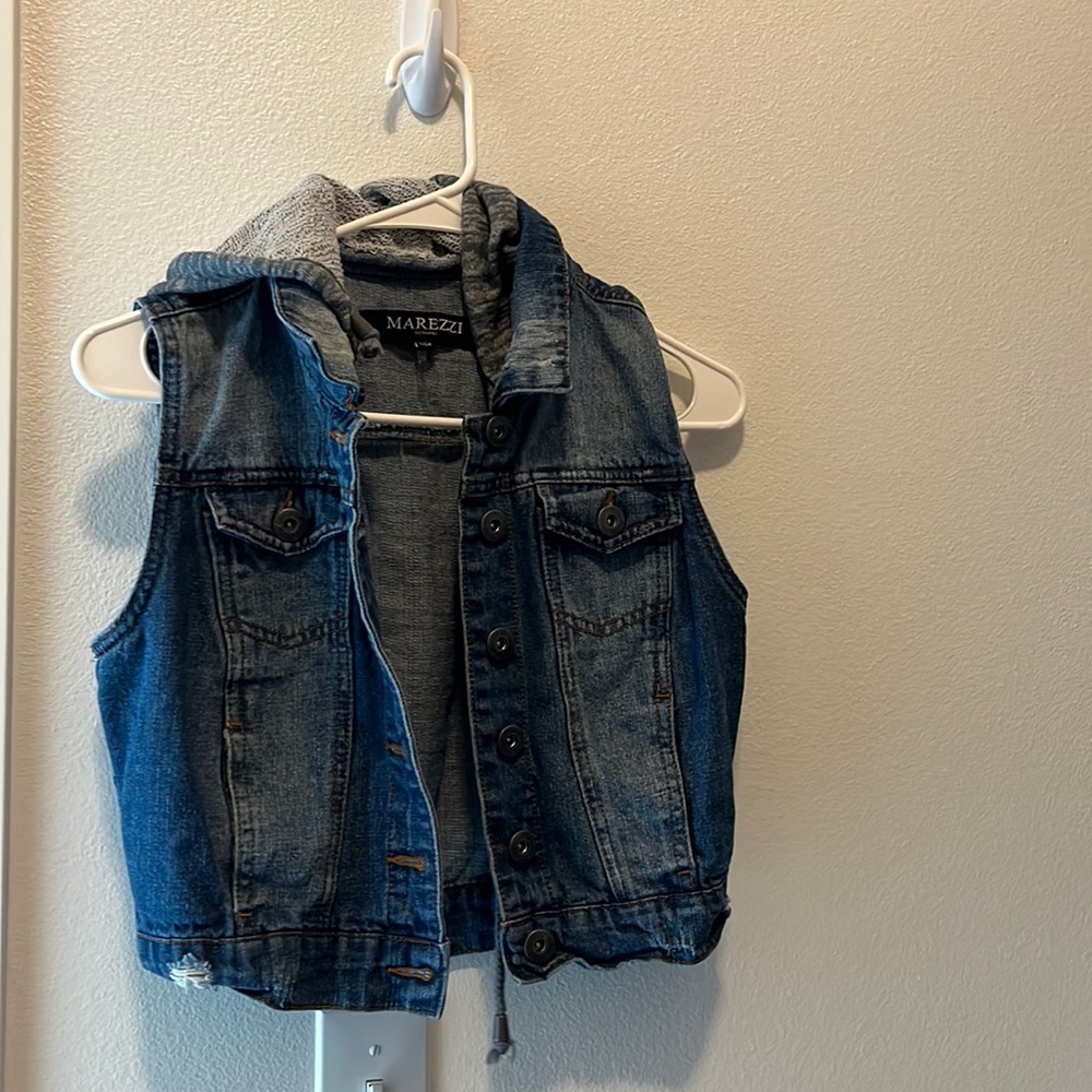 Jean jacket, size S, never worn with hoodie